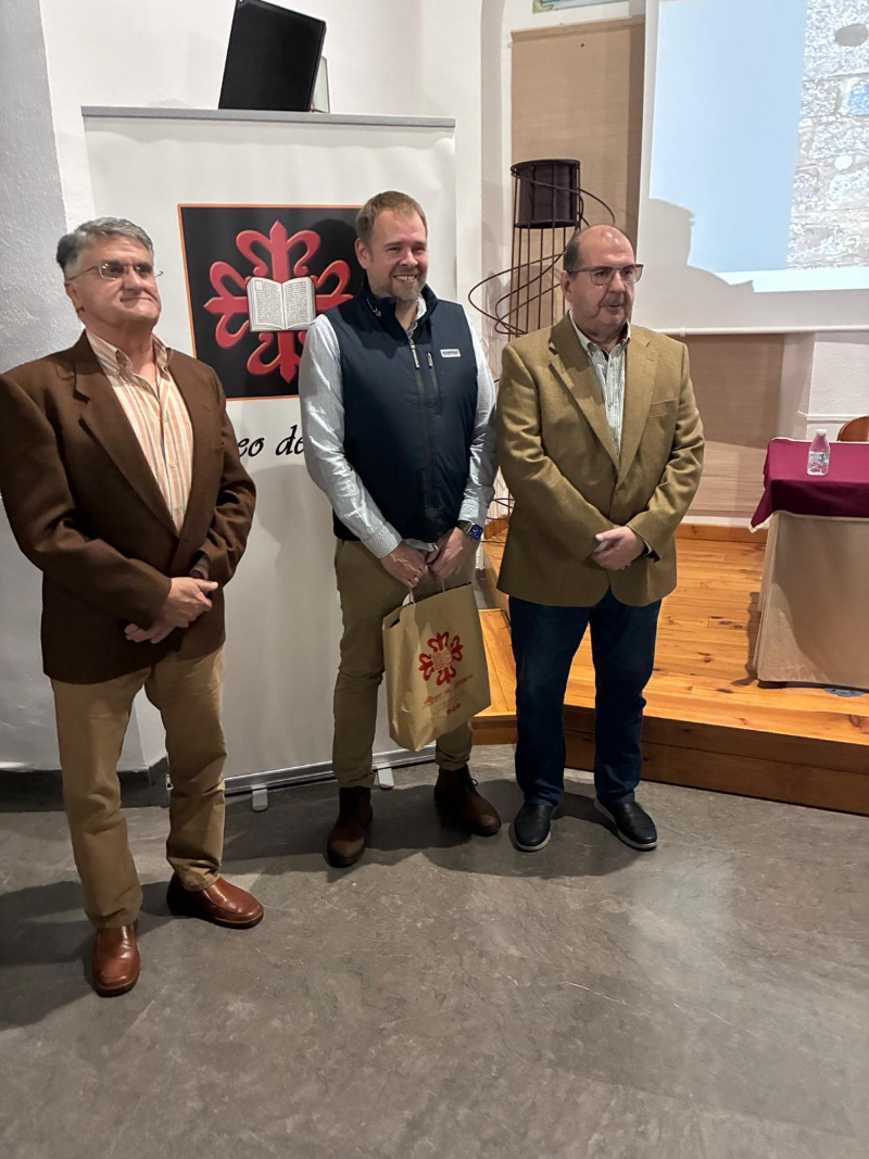 El IGeA-UCLM participa en la conferencia “Puertos y Costas: Lo que no vemos desde la orilla” en el Ateneo de Almagro