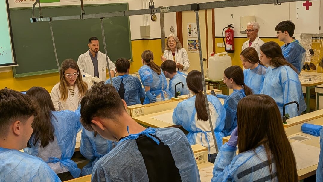 Alumnado del IES Ramón y Cajal en la Semana de la Ciencia UCLM. 