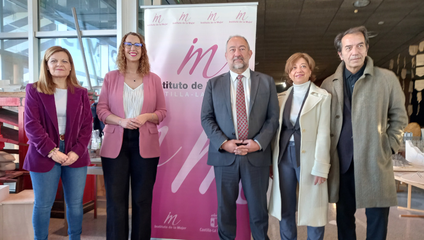 Escuela de Pensamiento Feminista en la Escuela de Arquitectura 