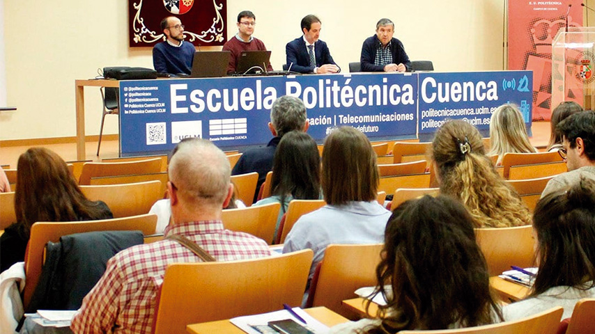 Imagen de un acto en la Escuela Politécnica de Cuenca